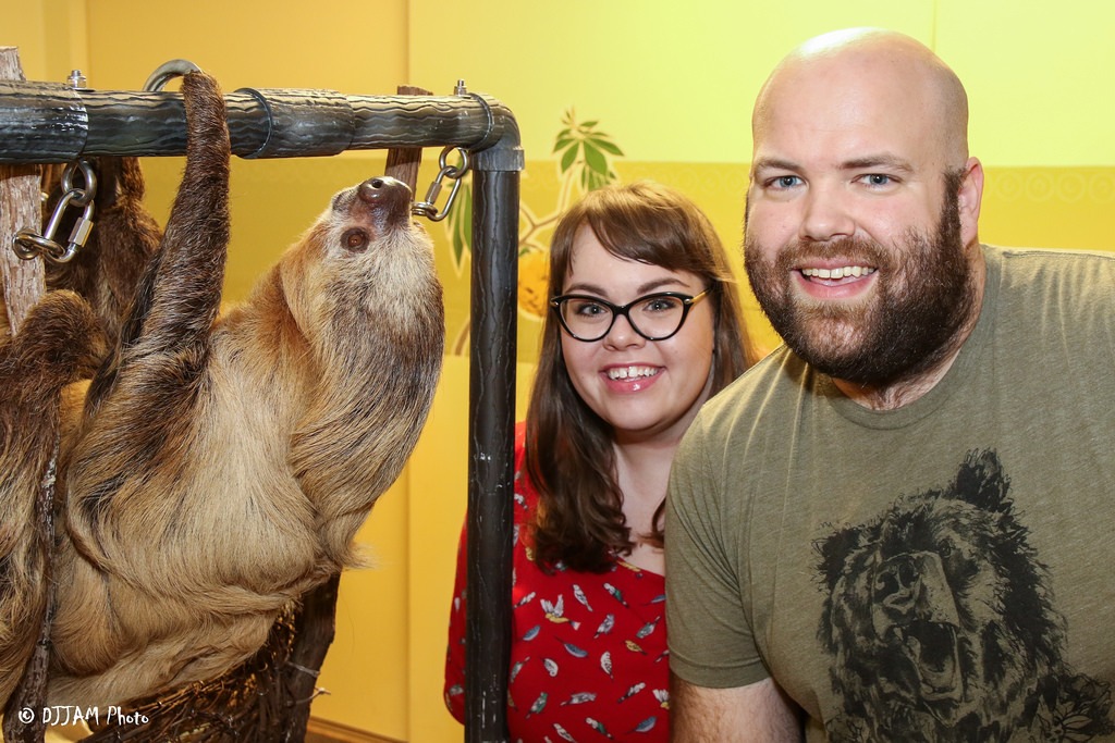 behind the scenes with moe the sloth