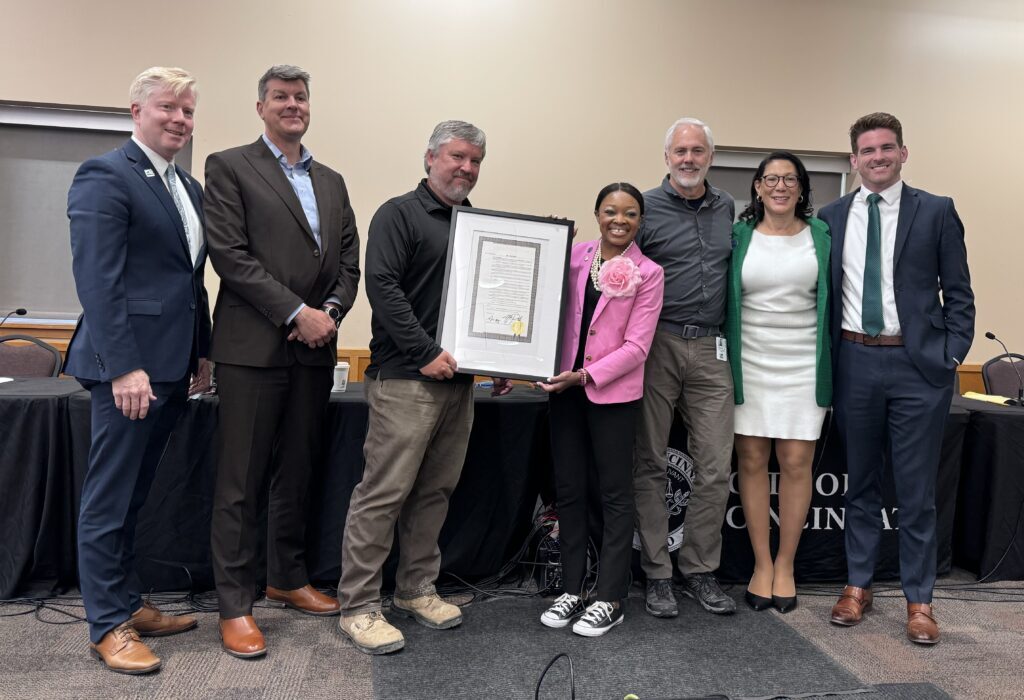 photo group accepting award